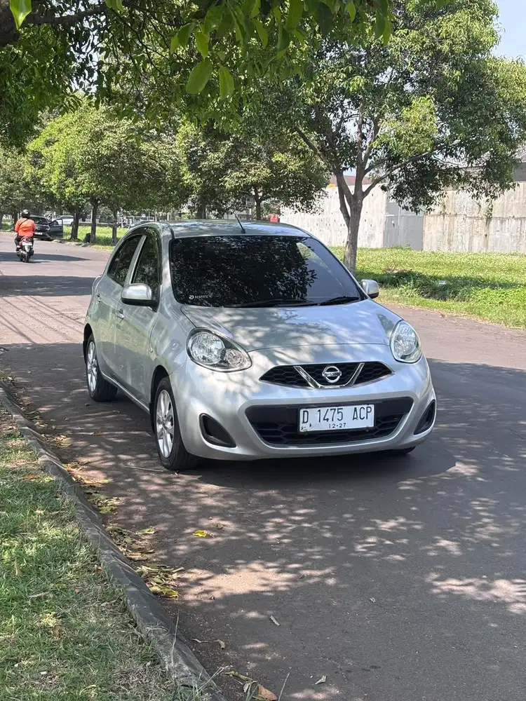 Nissan March 2013 Bensin