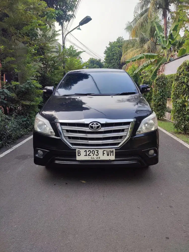 Toyota Kijang Innova 2005 Bensin