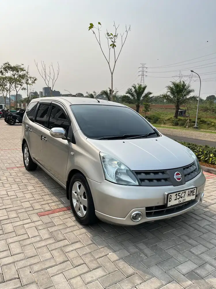 Nissan Livina 2008 Bensin