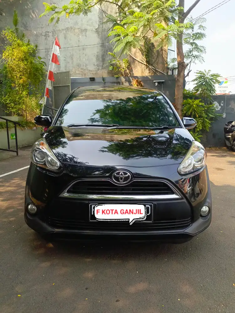 Toyota Sienta V 2016 Matic
