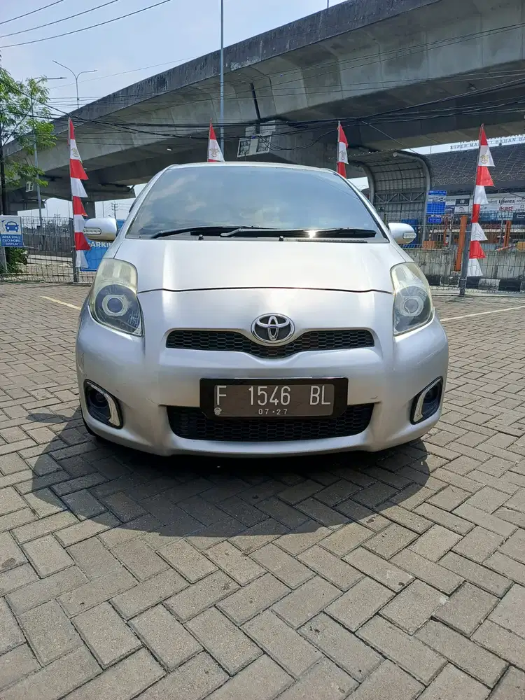 Toyota Yaris 2012 Bensin