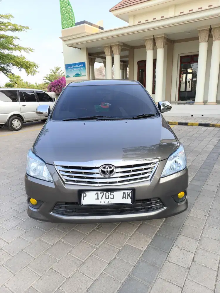 Toyota Kijang Innova 2011 Diesel