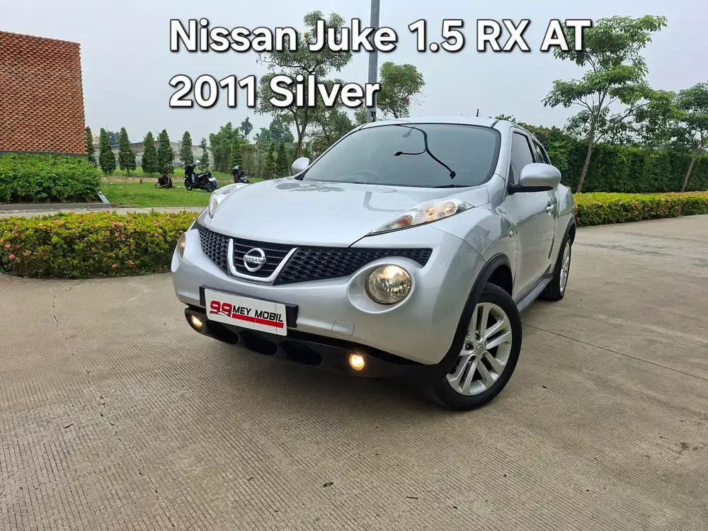Nissan Juke 1.5 RX AT 2011 Silver agya G AT 2014 mazda 2 2011