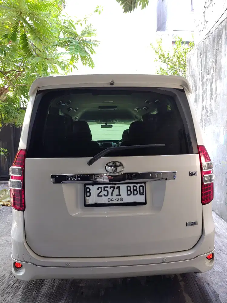 Toyota Nav1 2013 Bensin