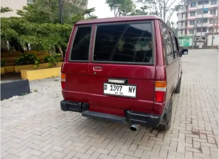 Toyota Kijang 1988 Bensin