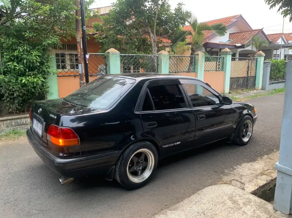Toyota Corolla 1997 Bensin