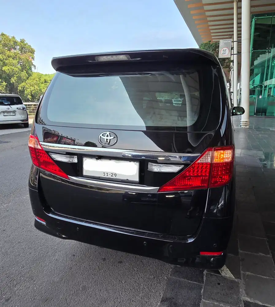 Toyota Alphard 2014 Bensin