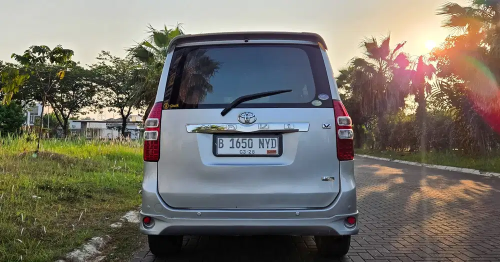 Toyota Nav1 2013 Bensin