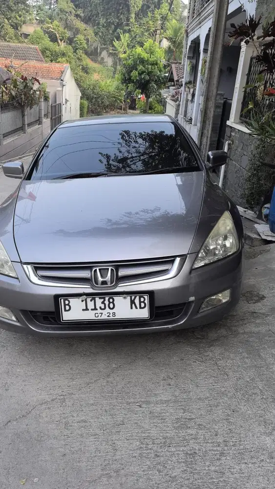 Honda Accord 2004 Bensin