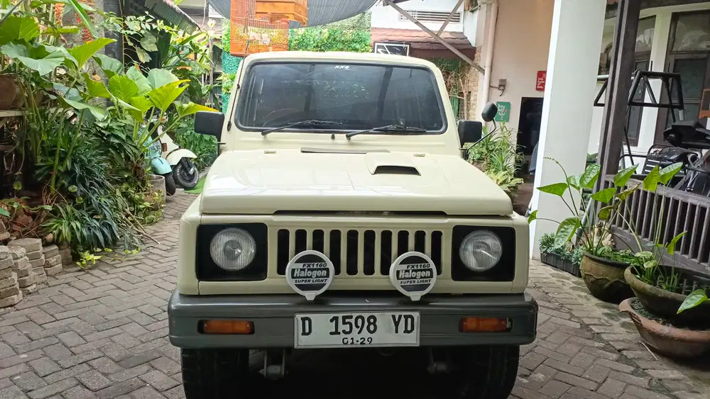 Suzuki Jimny 1989 Bensin
