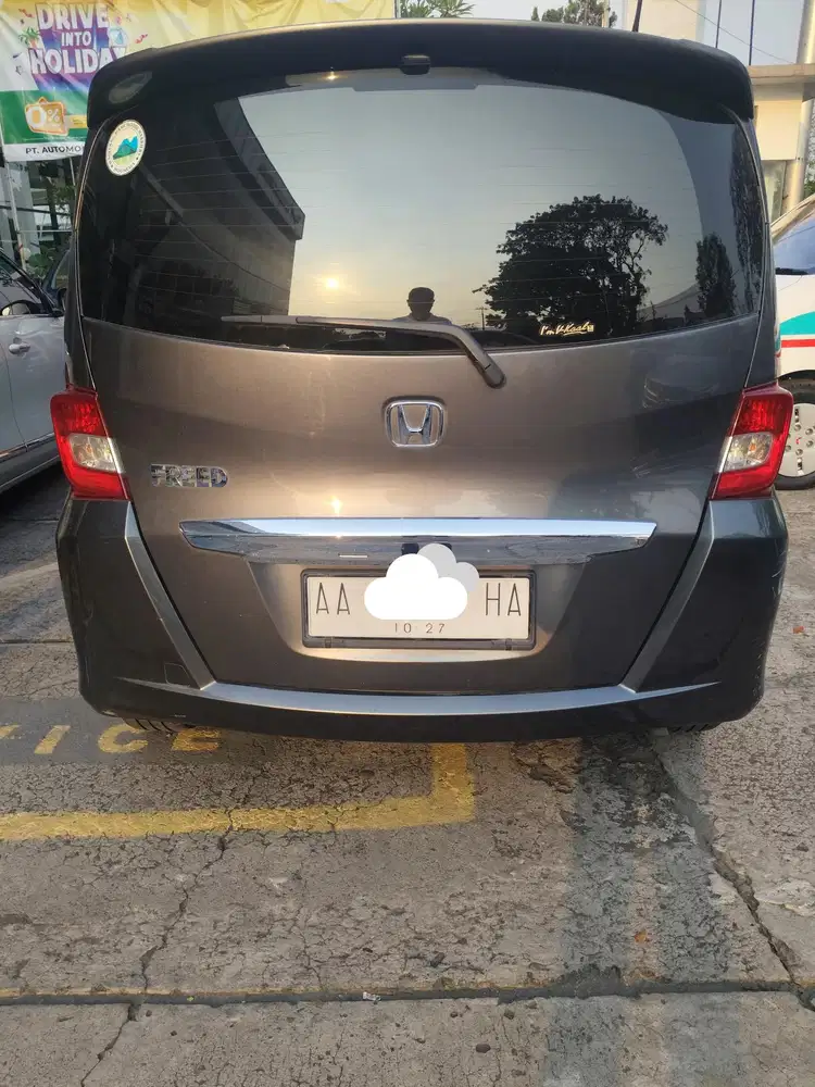 Honda Freed 2012 Bensin