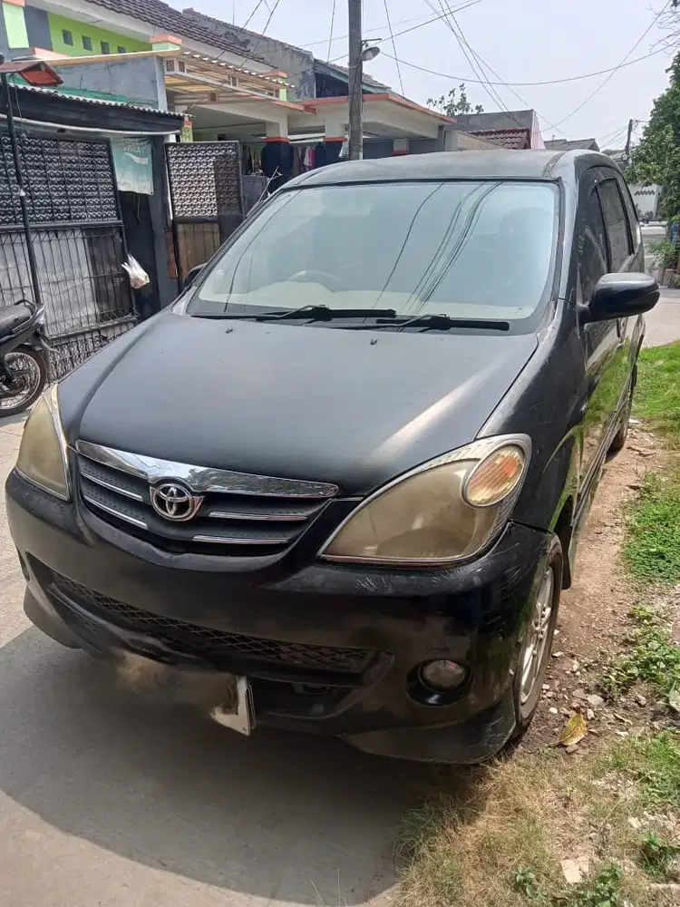 Toyota Avanza 2010 Bensin
