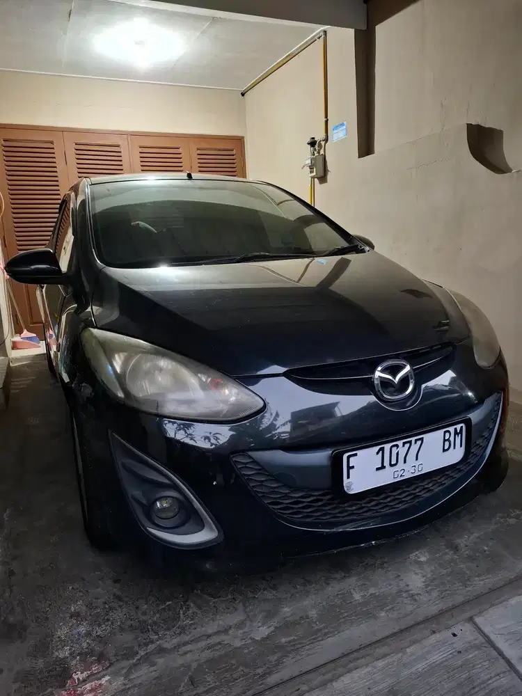 Mazda 2 2010 Bensin