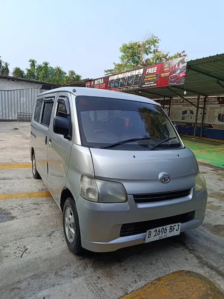 Daihatsu Gran max 2011 Bensin