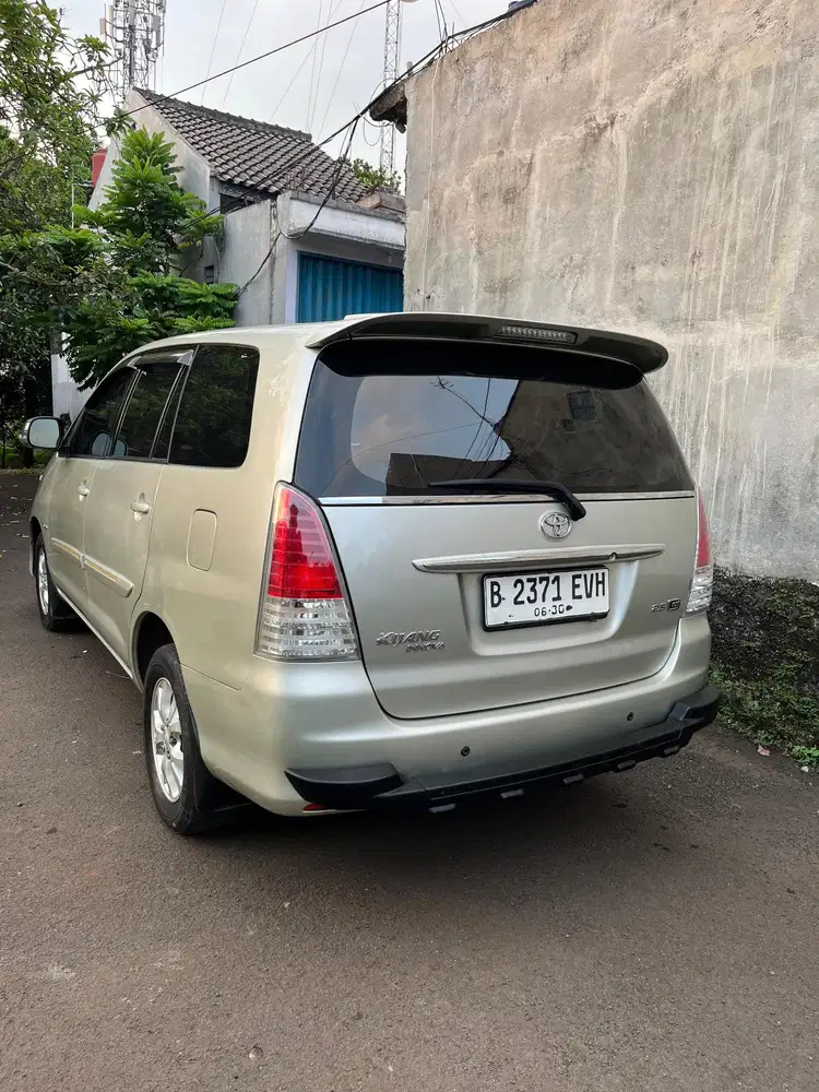 Toyota Kijang Innova 2011 Diesel