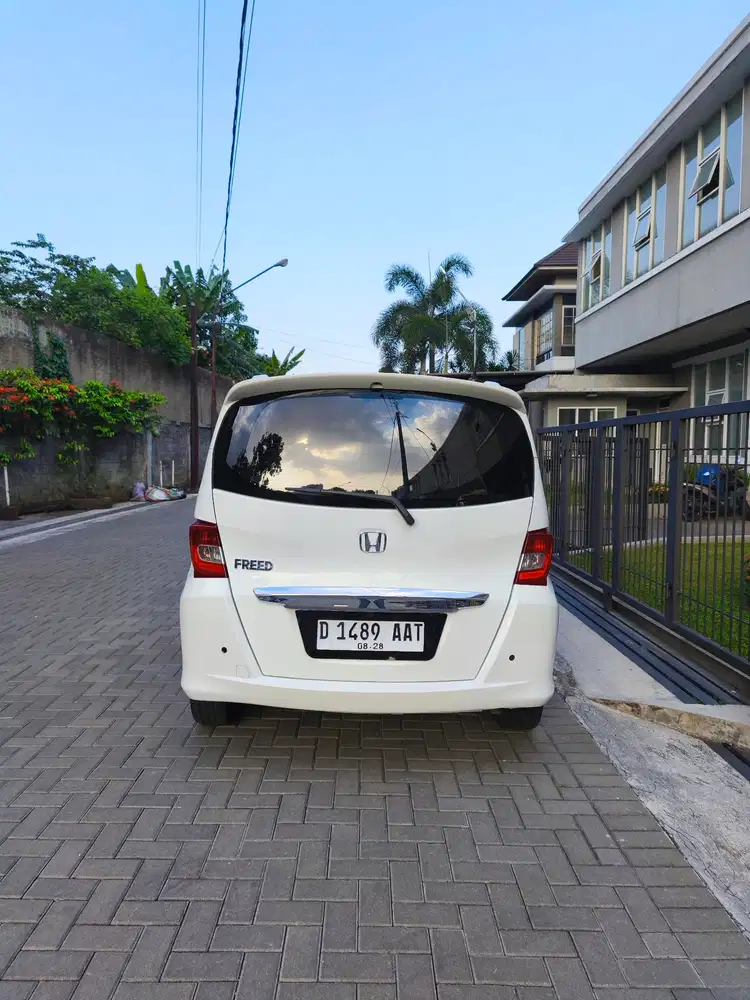 Honda Freed 2013 Bensin