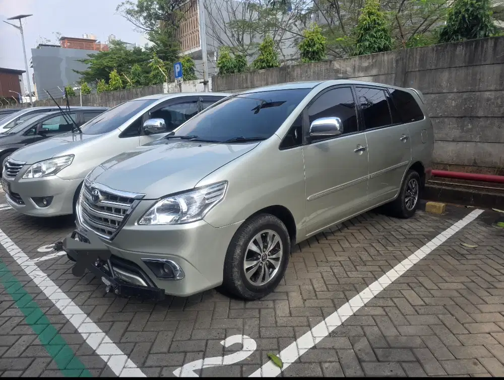 Innova Bensin 2.7V AT Th.2005