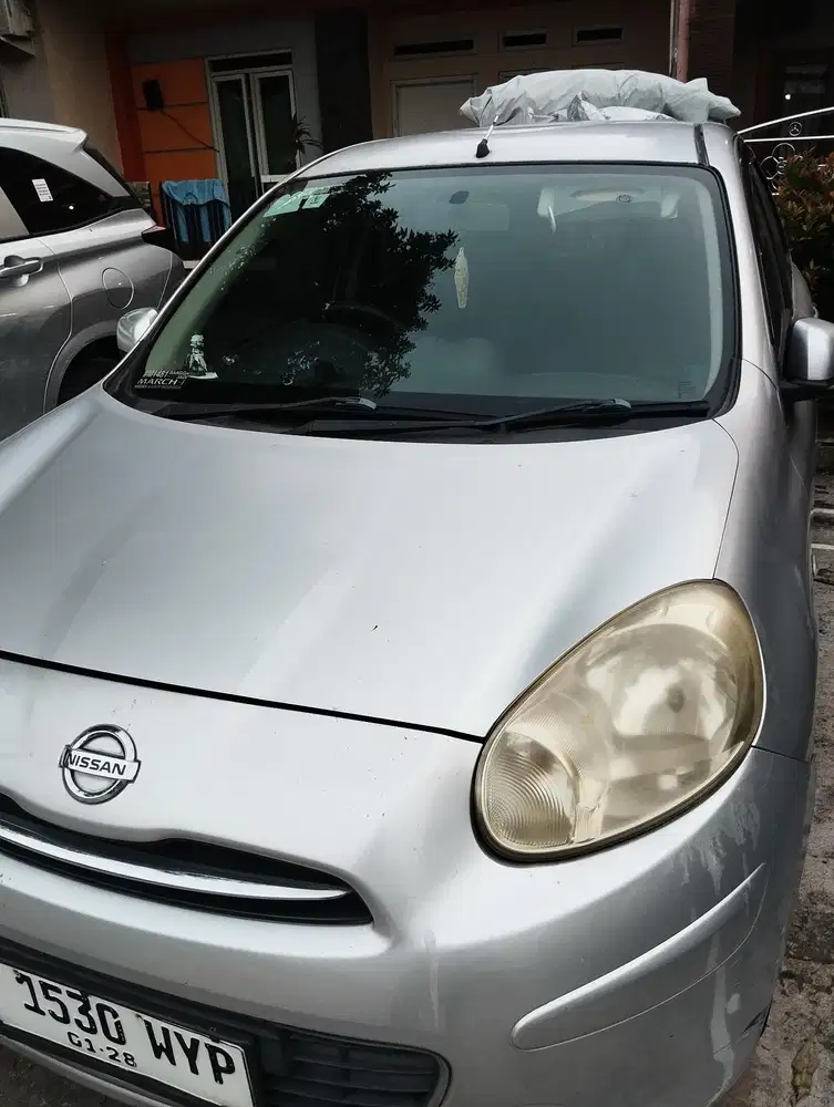 Nissan March 2013 Bensin