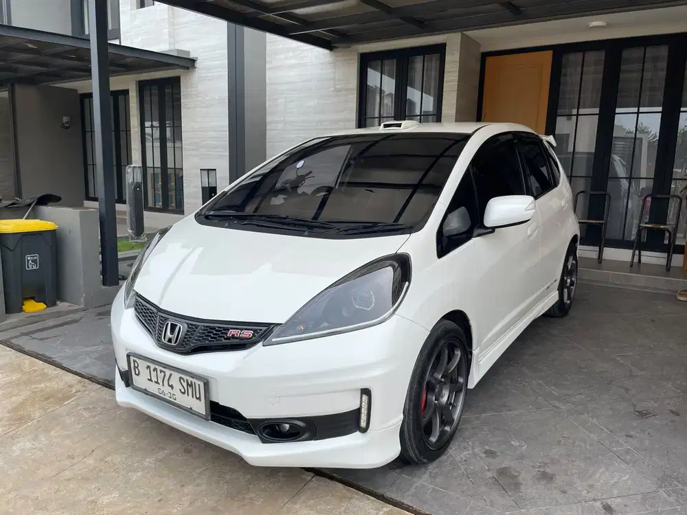 [ISTIMEWA] Jazz RS Matic, Siap Pakai
