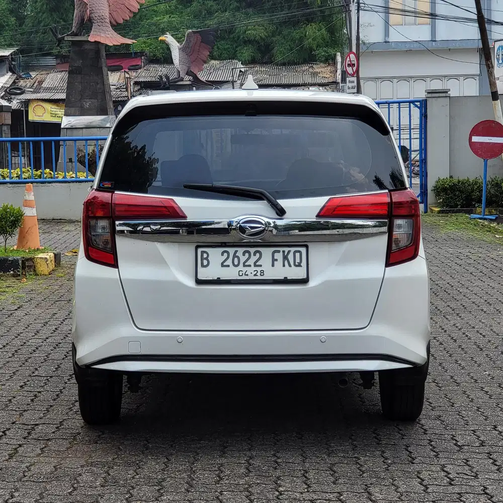 Daihatsu Sigra R 1.2 AT 2023
