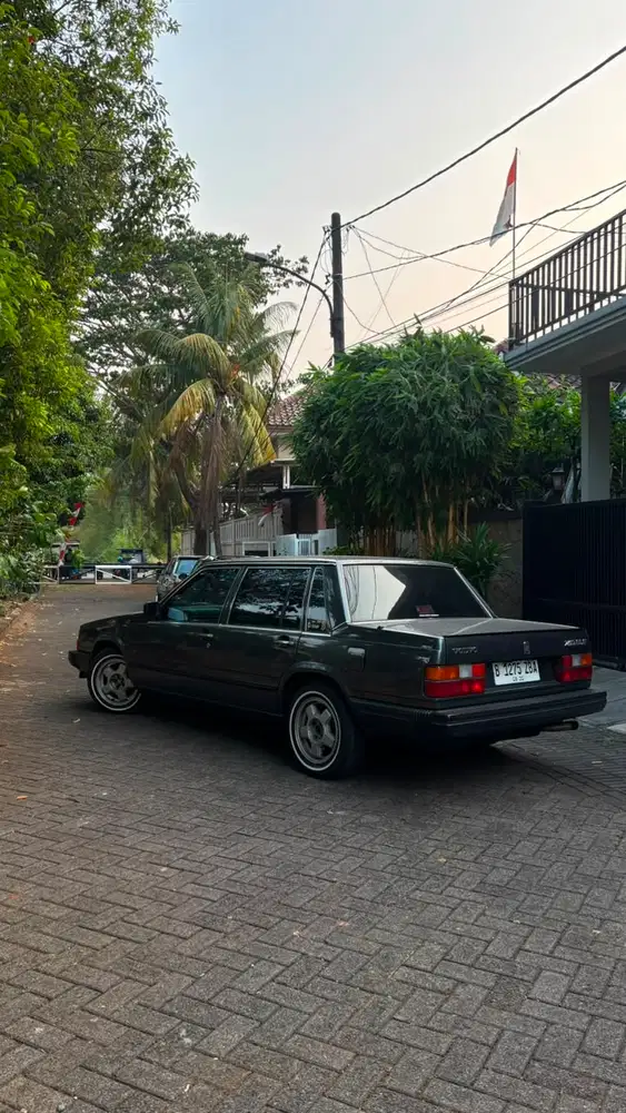 1989 Volvo 740 GLE A/T