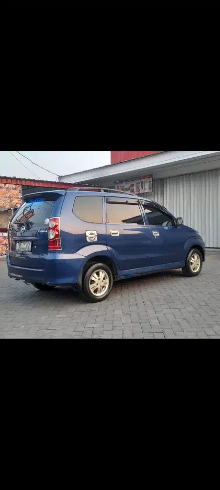 Daihatsu Xenia 2007 Bensin