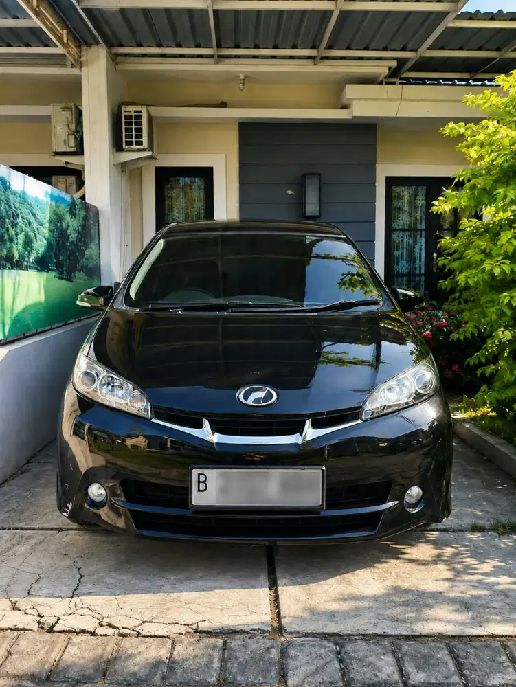 Toyota Wish 2009 Bensin