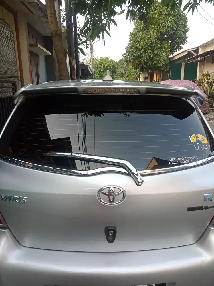 Toyota Yaris 2010 Bensin