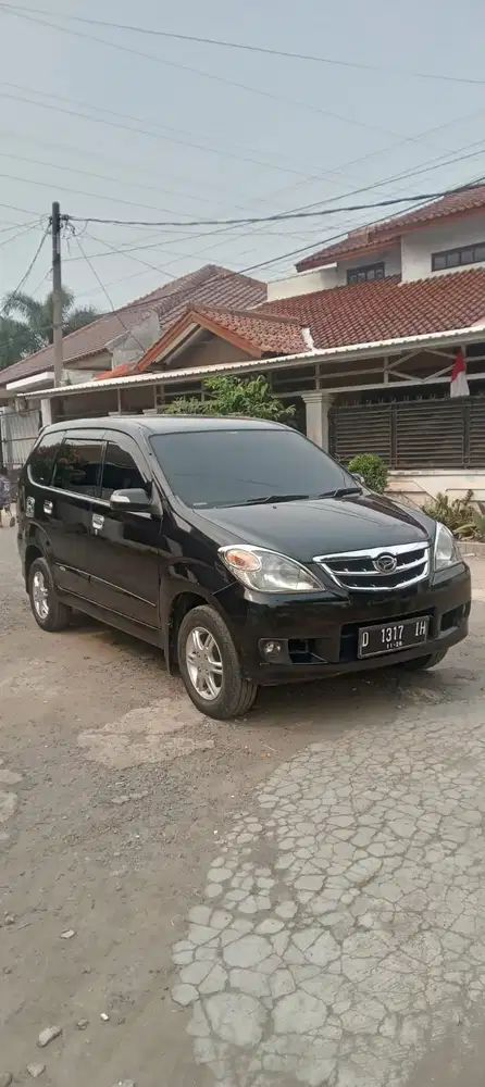 Daihatsu Xenia 2009 Bensin