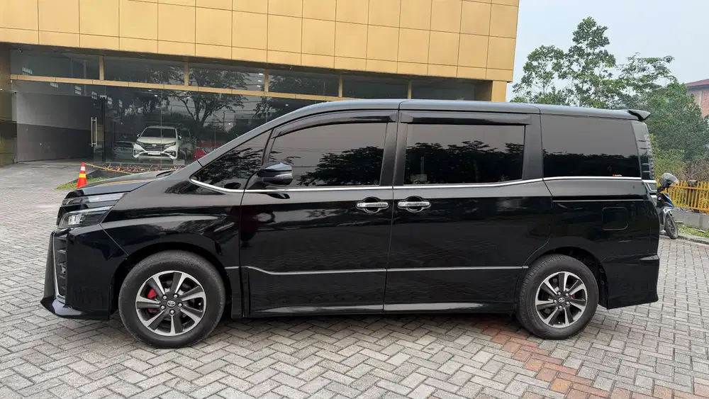 Voxy 2.0 Matic 2020 Km 40 RB an