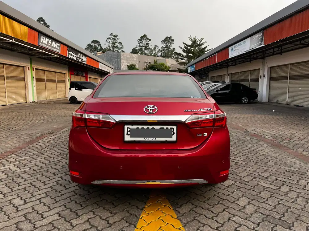 Toyota Corolla Altis 2015 Bensin