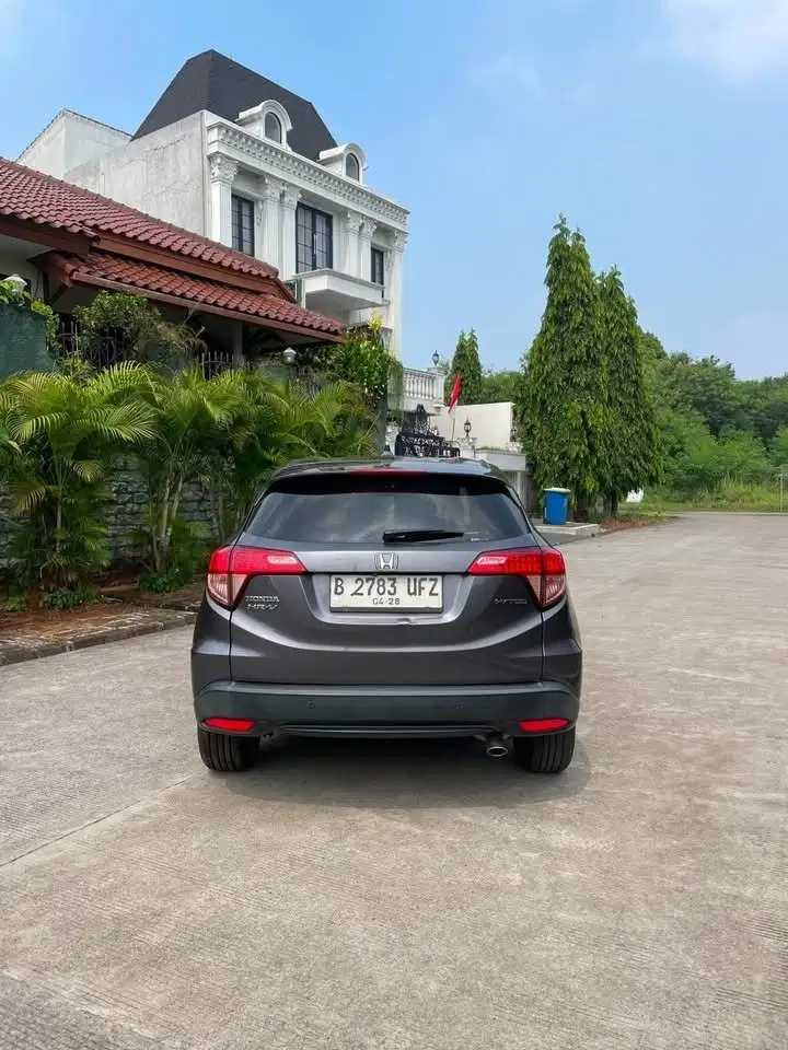 HONDA HRV E CVT 2018 (LOW KM)