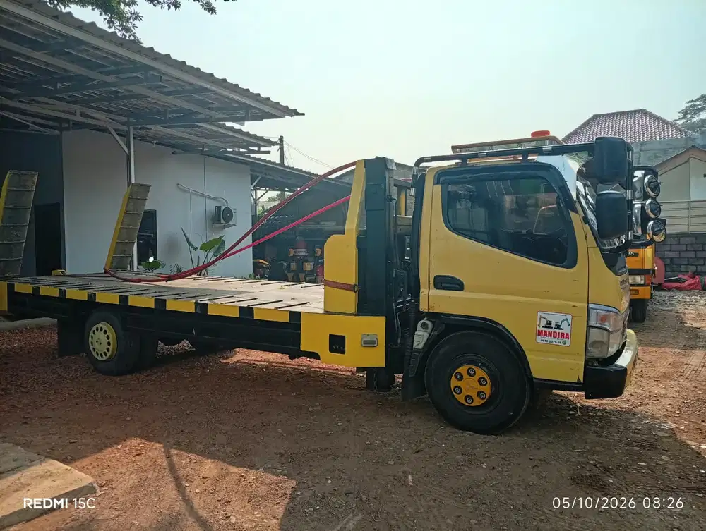 Mitsubishi Fuso 2018 Bensin