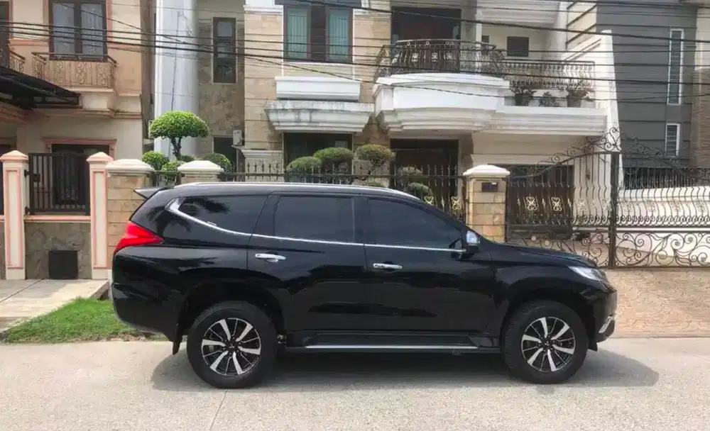 Mitsubishi Pajero Sport Dakar Ultimate 2018 Diesel
