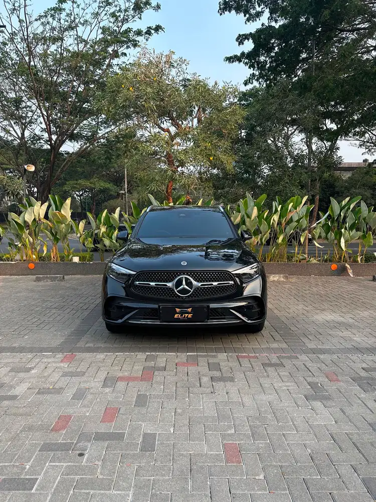 [ODO 8RB] Mercedes GLC 300 4MATIC AMG Line 2024