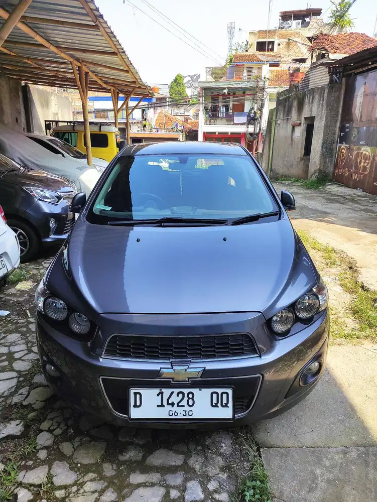 Chevrolet Aveo 2015 Bensin