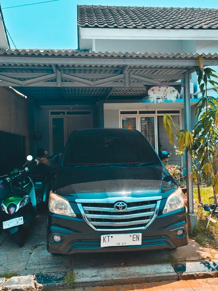 Toyota Kijang Innova 2014 Bensin