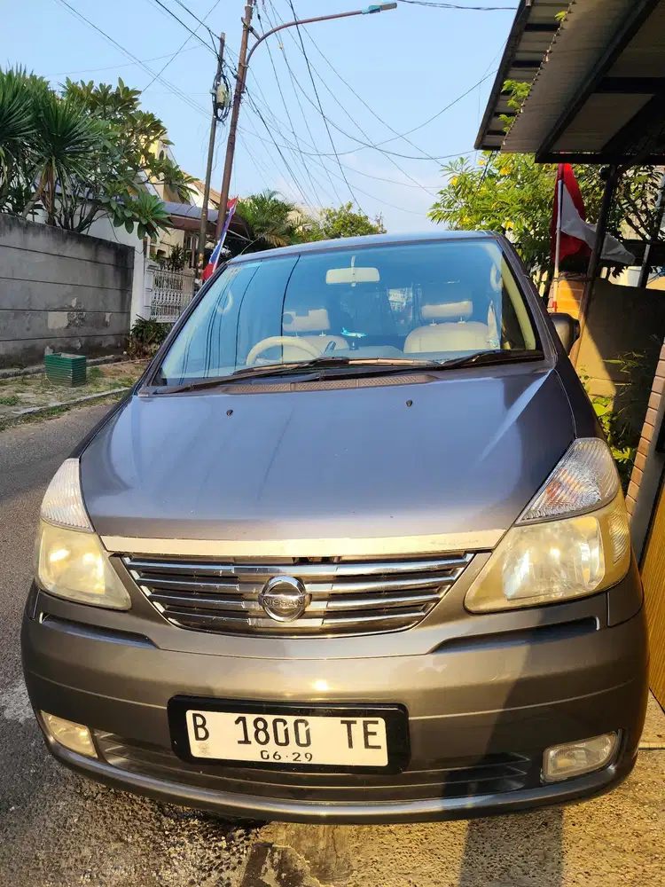 Nissan Serena 2009 Bensin