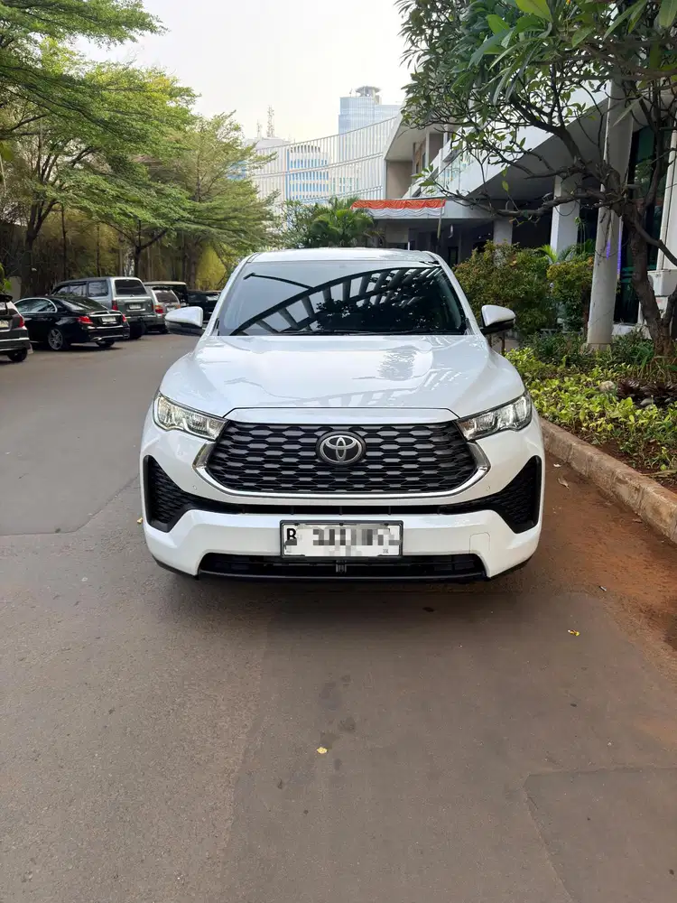 Toyota Kijang Innova 2024 Bensin