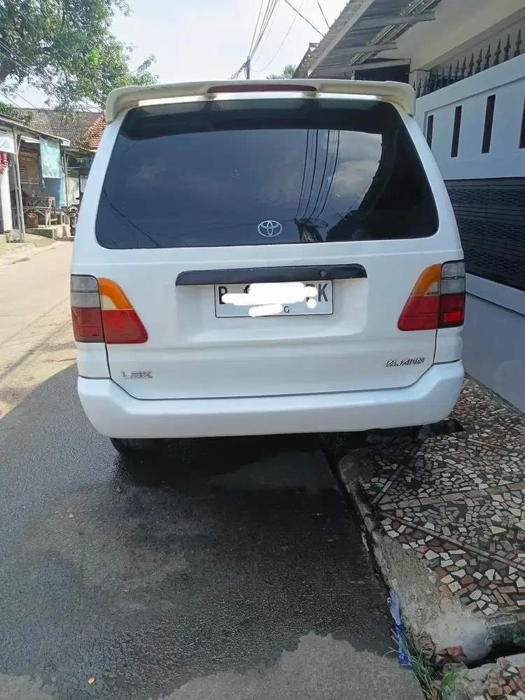 Toyota Kijang 2000 Bensin
