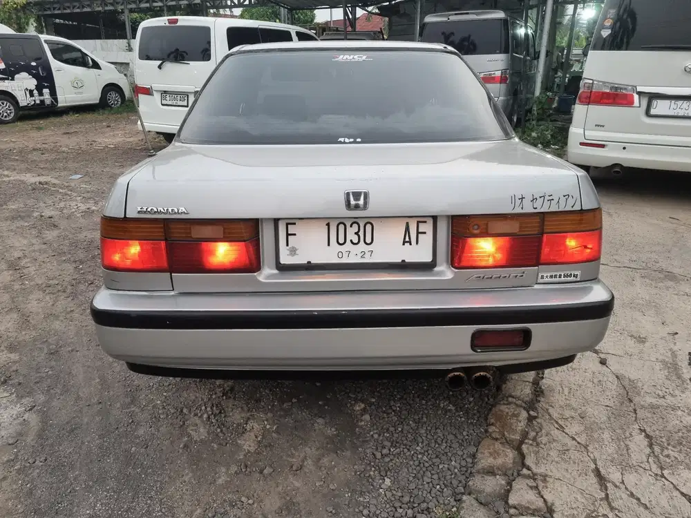 Honda Accord 1990 Bensin