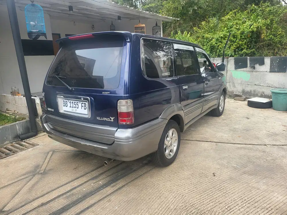 Toyota Kijang 2001 Bensin