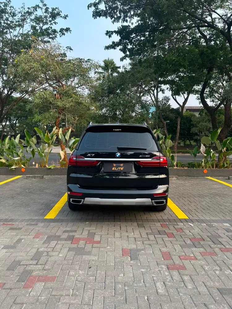 BMW X7 xDrive 40i 2022 LIKE NEW !