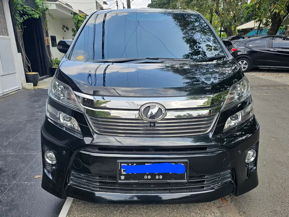 Vellfire 2013 Matic Perfect odo 40rban