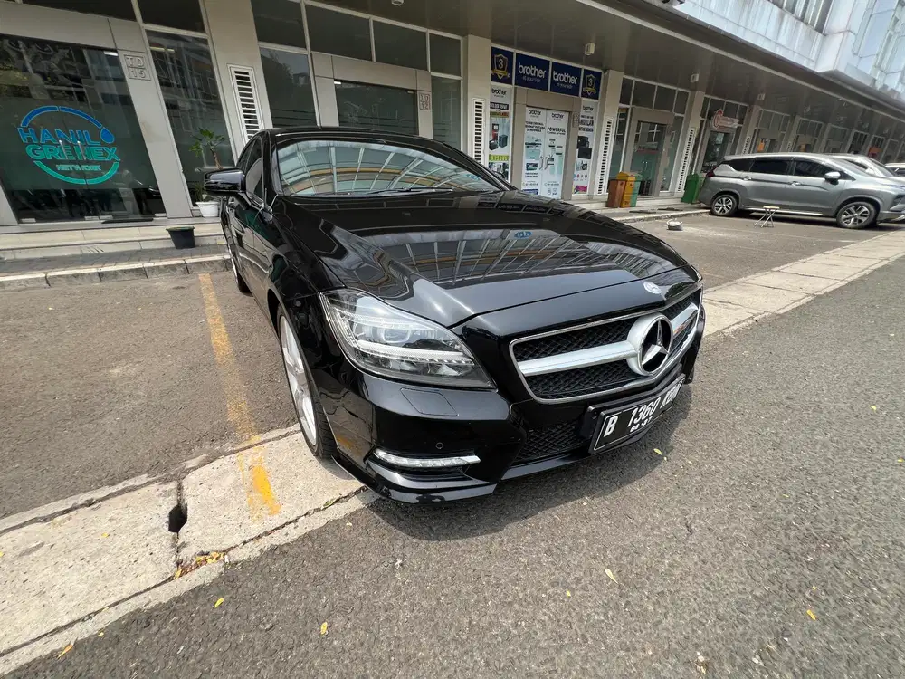 Mercedes-Benz CLS350 2013 (Cash Only)