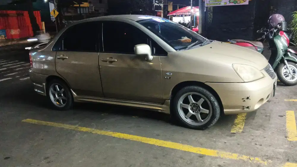 Suzuki Baleno next-G 2004 Bensin