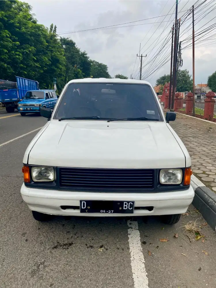 Isuzu Panther Pickup 1993