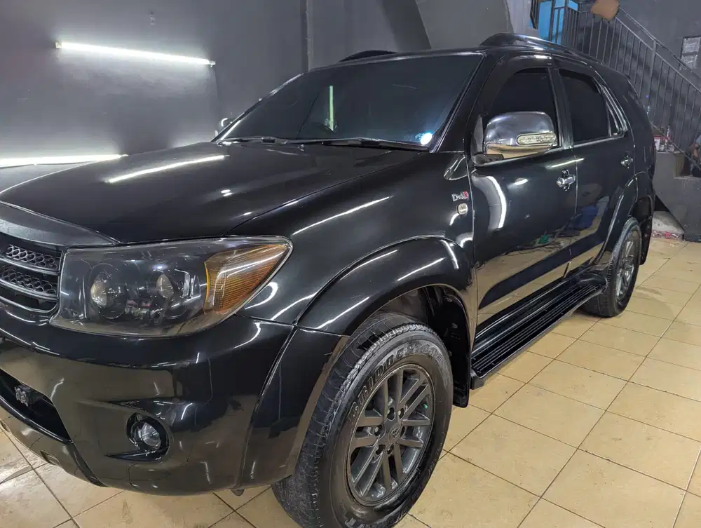 Toyota Fortuner 2011 Diesel