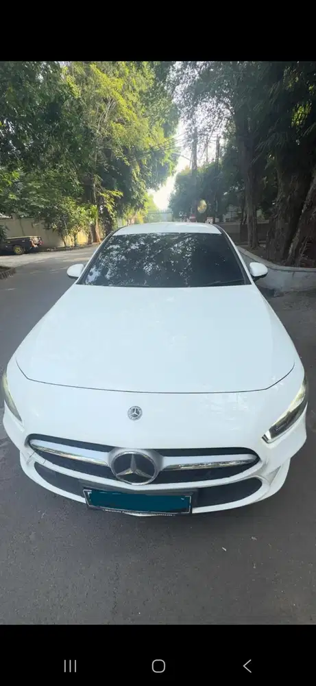 Mercedes-Benz A200 2021 Bensin