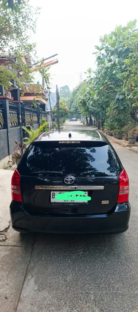 Toyota Wish 2004 Bensin